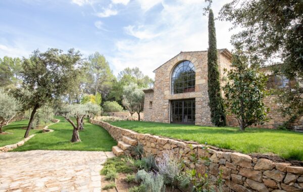 villa avec piscine privée